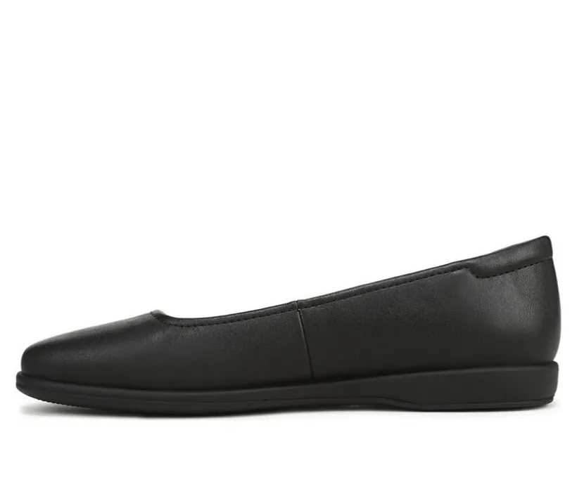 Women's Naturalizer Soft-Touch Flats