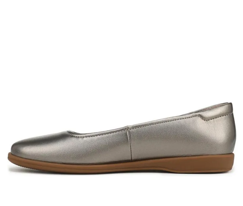 Women's Naturalizer Soft-Touch Flats
