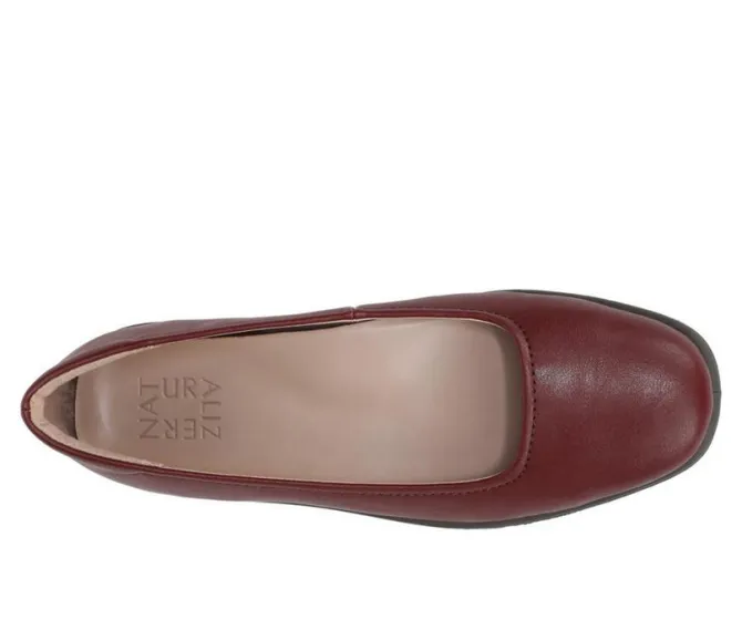 Women's Naturalizer Soft-Touch Flats