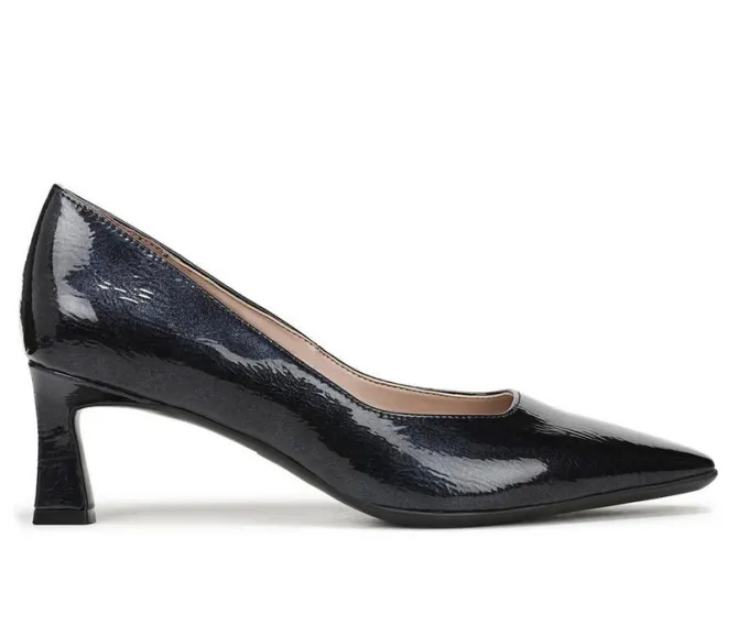 Women's Naturalizer Tylan Pumps