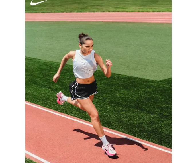 Women's Nike Revolution 8 Running Shoes