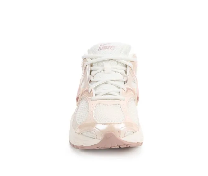 Women's Nike V5 RNR Sneakers