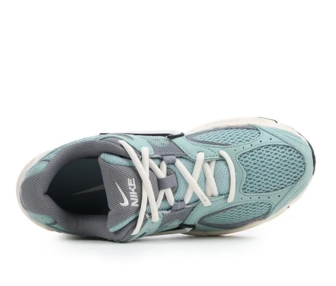 Women's Nike V5 RNR Suede Sneakers