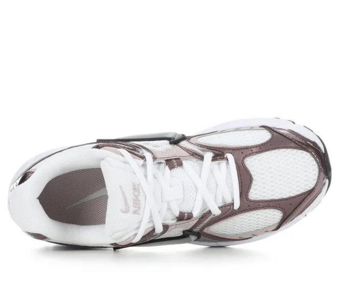 Women's Nike V5 Runner Sneakers