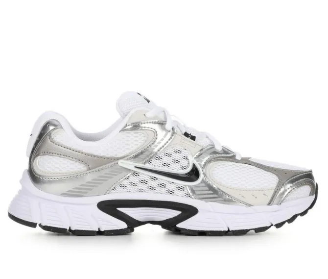 Women's Nike V5 Runner Sneakers