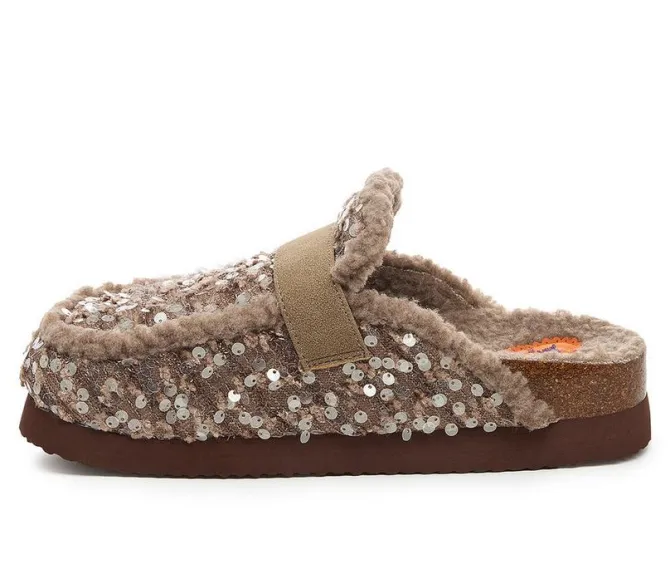 Women's Rocket Dog Arctic Clogs