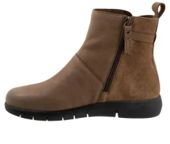 Women's Softwalk Adelade Booties