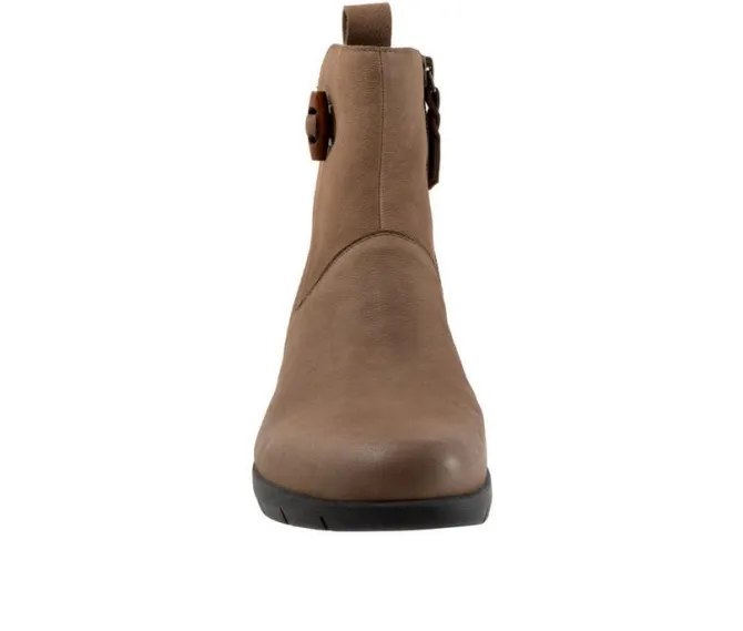 Women's Softwalk Adelade Booties
