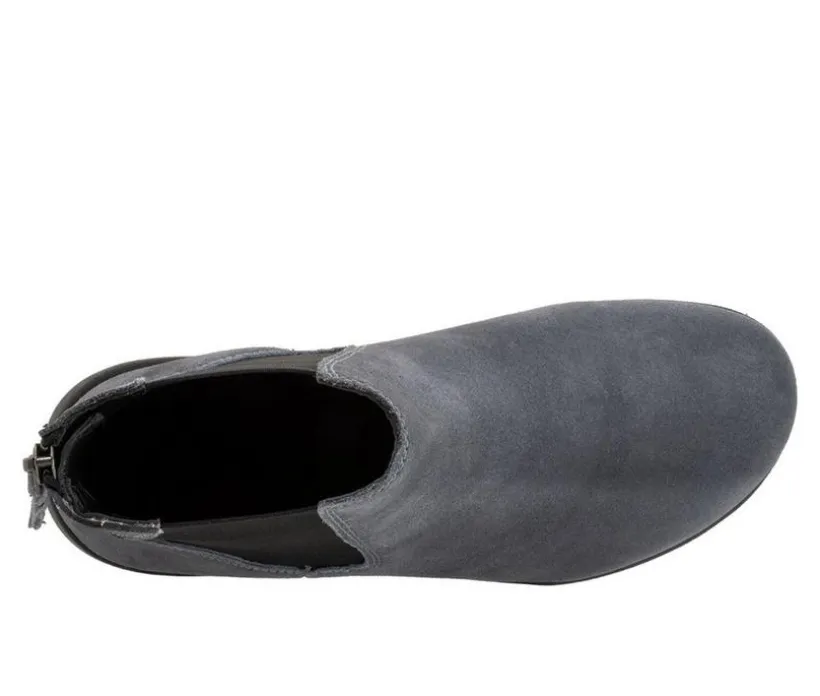 Women's Softwalk Albany Booties