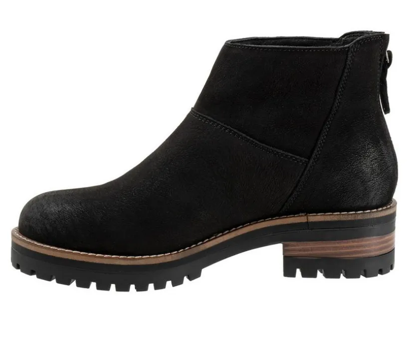 Women's Softwalk Elmhurst Chunky Lug Booties