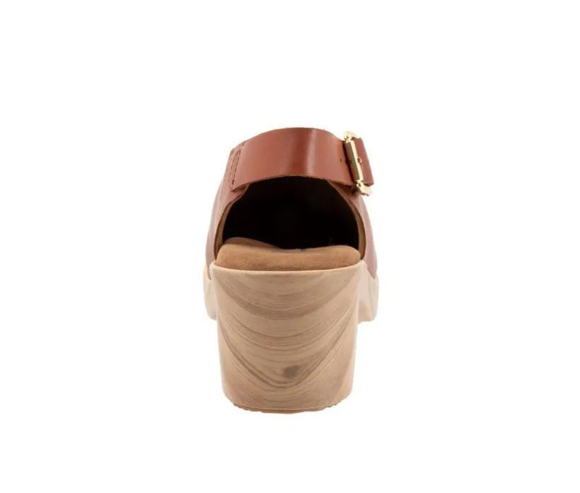 Women's Softwalk Fairbanks Clogs