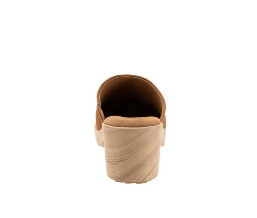 Women's Softwalk Felida Clogs