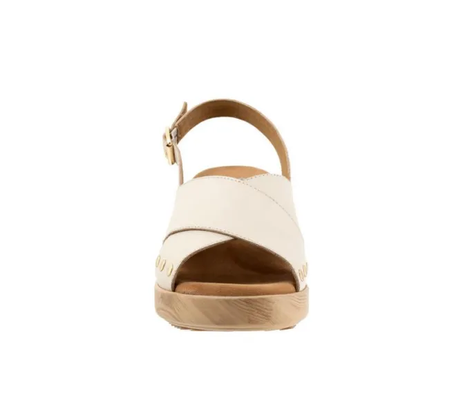 Women's Softwalk Florence Clogs
