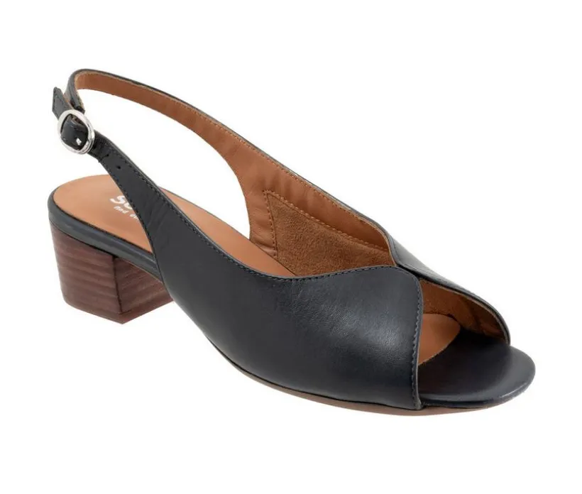 Women's Softwalk Lakewood Sandals