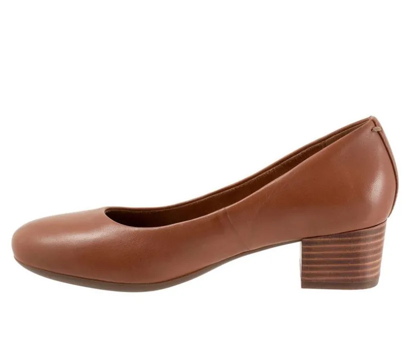 Women's Softwalk Lynn Pumps