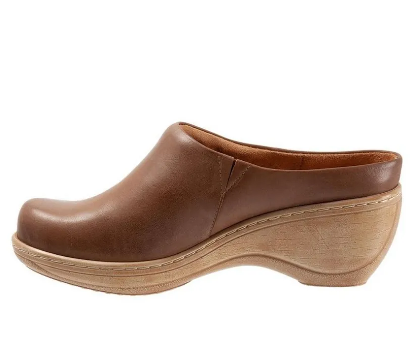 Women's Softwalk Madison Clogs