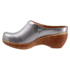 Women's Softwalk Madison Clogs