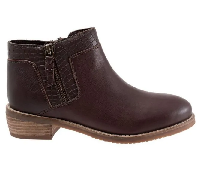 Women's Softwalk Rubi Booties