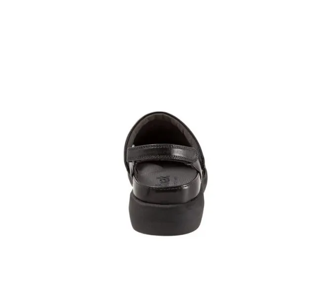Women's Softwalk Salina Woven II Clog