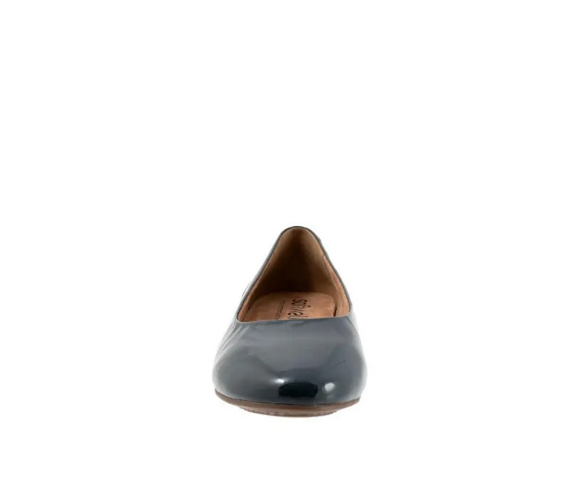 Women's Softwalk Shiraz Flats