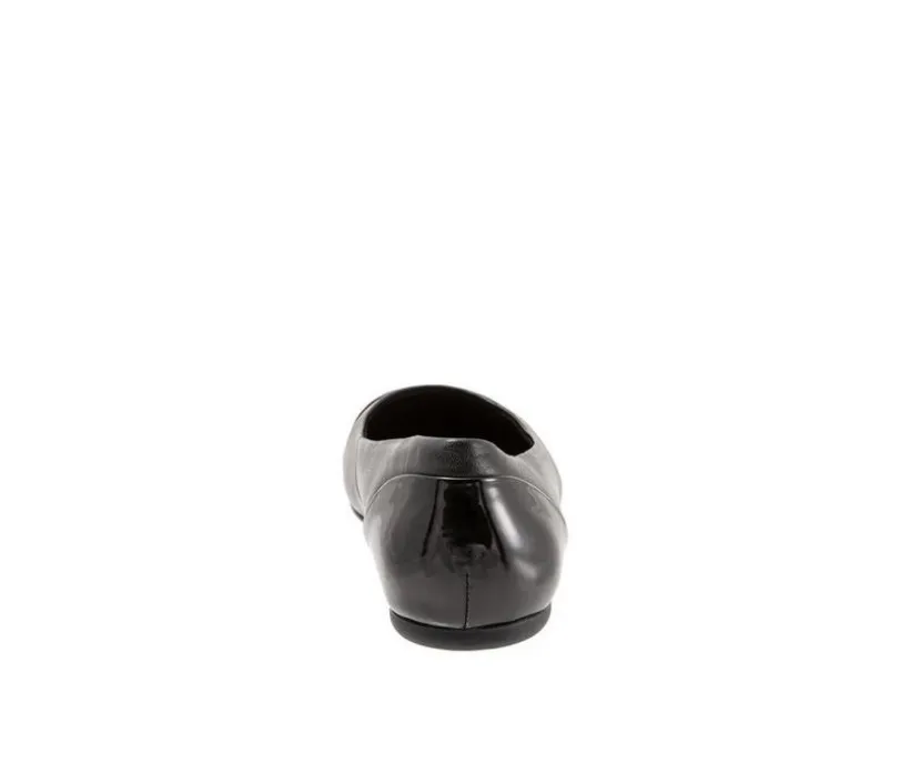 Women's Softwalk Sonoma Cap Toe Flats