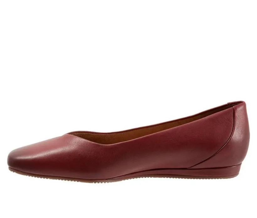 Women's Softwalk Vellore Flats