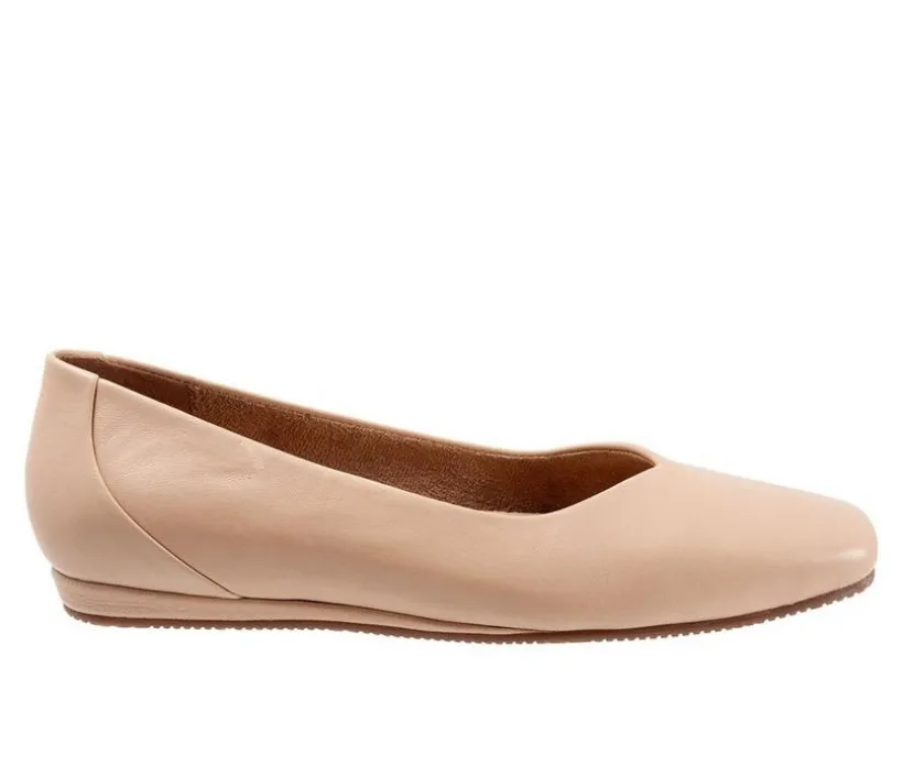 Women's Softwalk Vellore Flats