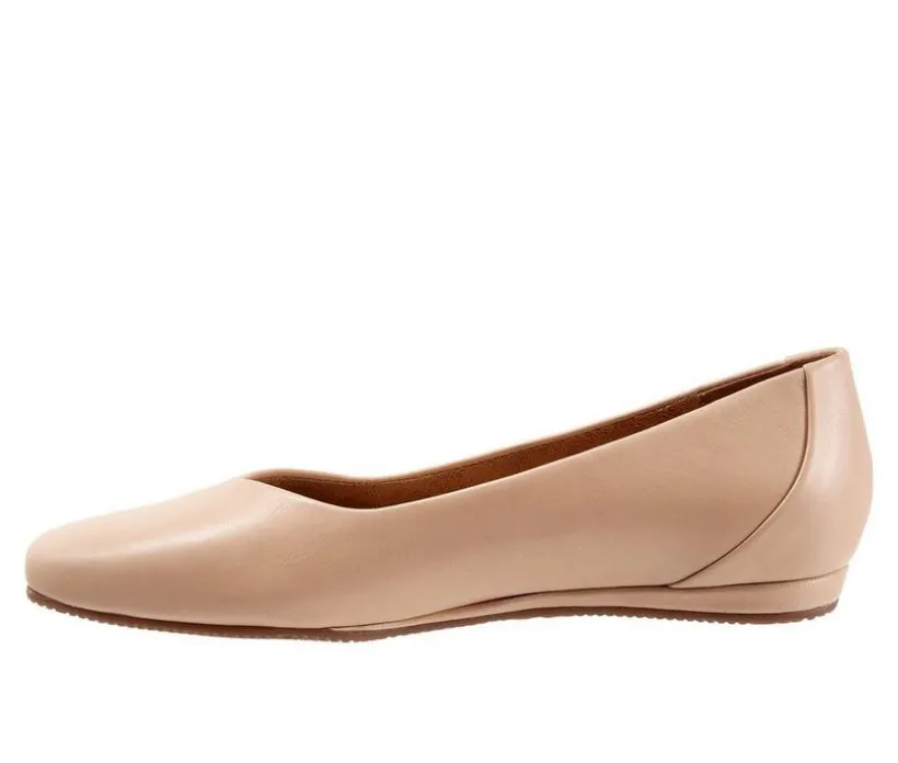Women's Softwalk Vellore Flats