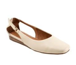 Women's Softwalk Venice Flats