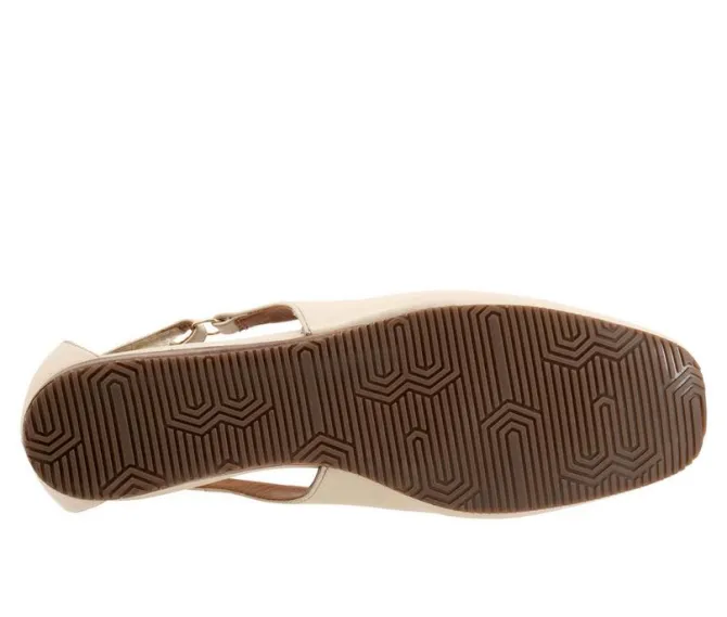 Women's Softwalk Venice Flats