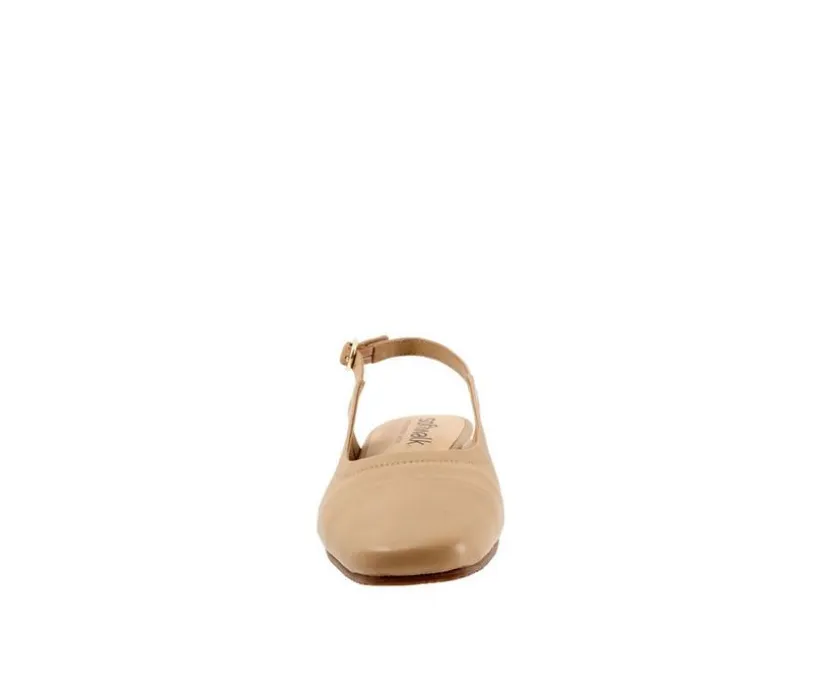 Women's Softwalk Vittoria Flats