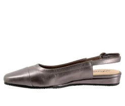 Women's Softwalk Vittoria Flats