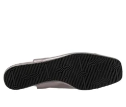 Women's Softwalk Vittoria Flats