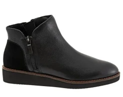 Women's Softwalk Wesley Booties
