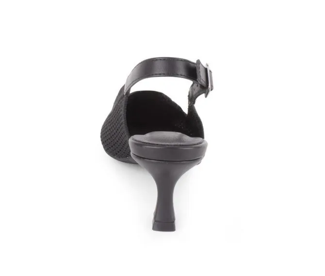 Women's Tahari Galway Pumps
