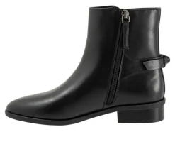 Women's Trotters Annette Booties