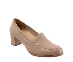 Women's Trotters Cassidy Pumps