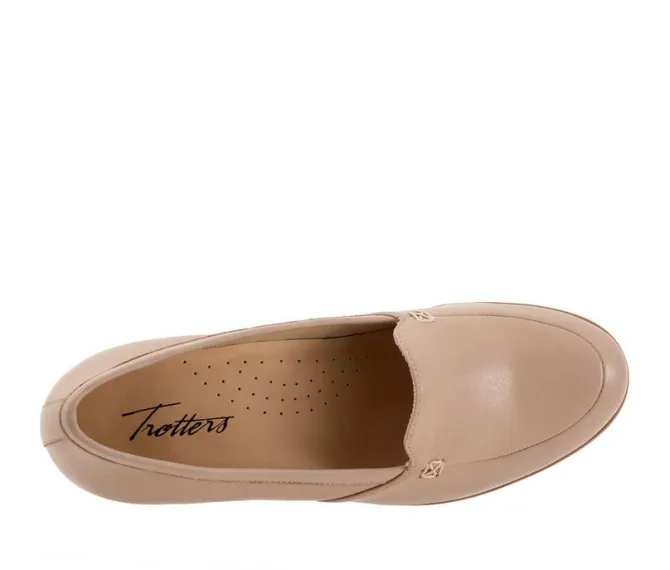 Women's Trotters Cassidy Pumps