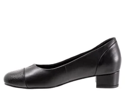 Women's Trotters Daisy Pumps