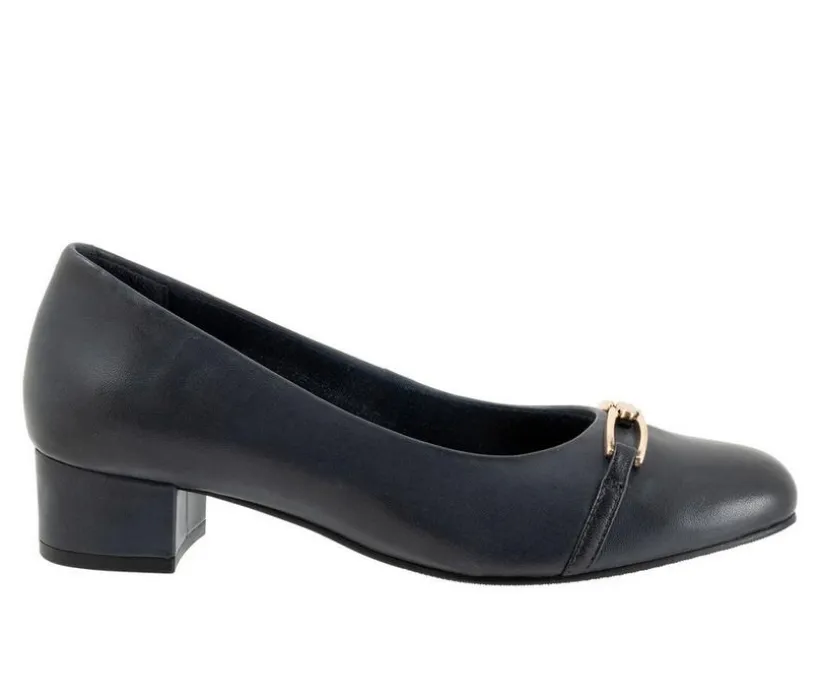 Women's Trotters Dakota Pumps