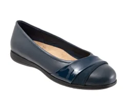 Women's Trotters Danni Flats