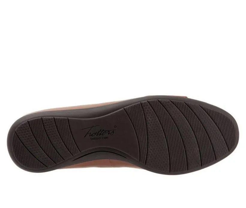 Women's Trotters Danni Flats