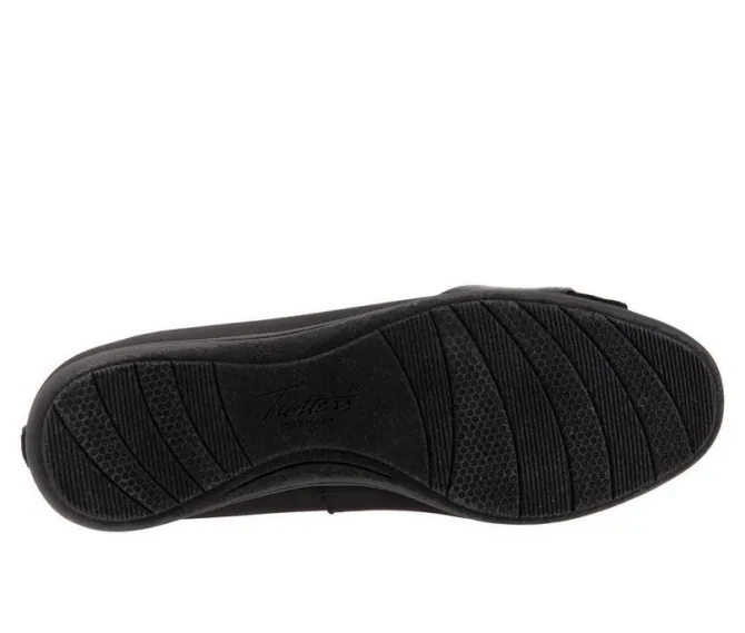 Women's Trotters Danni Flats