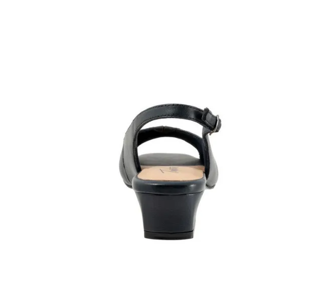Women's Trotters Dawn Pumps