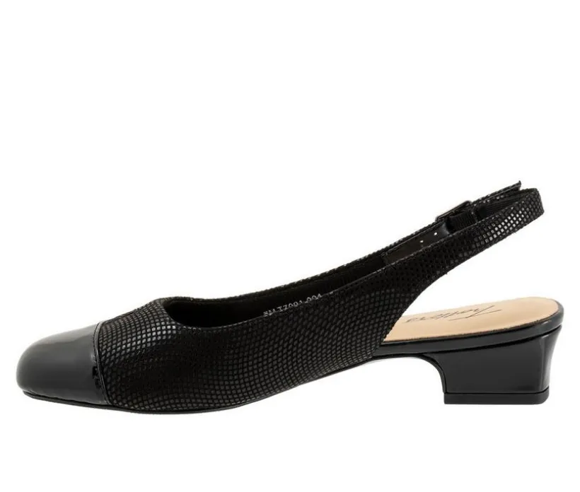 Women's Trotters Dea Pumps
