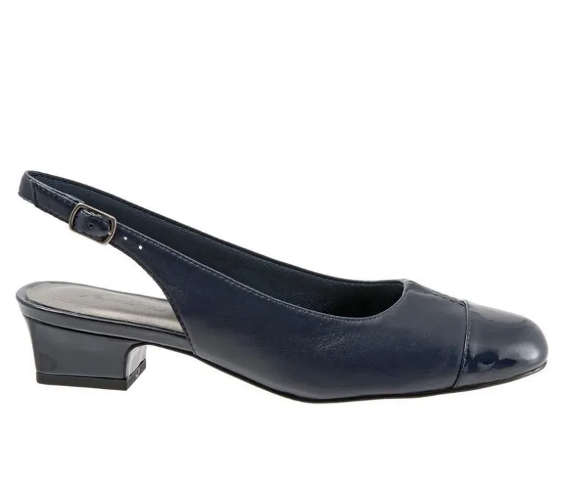 Women's Trotters Dea Pumps