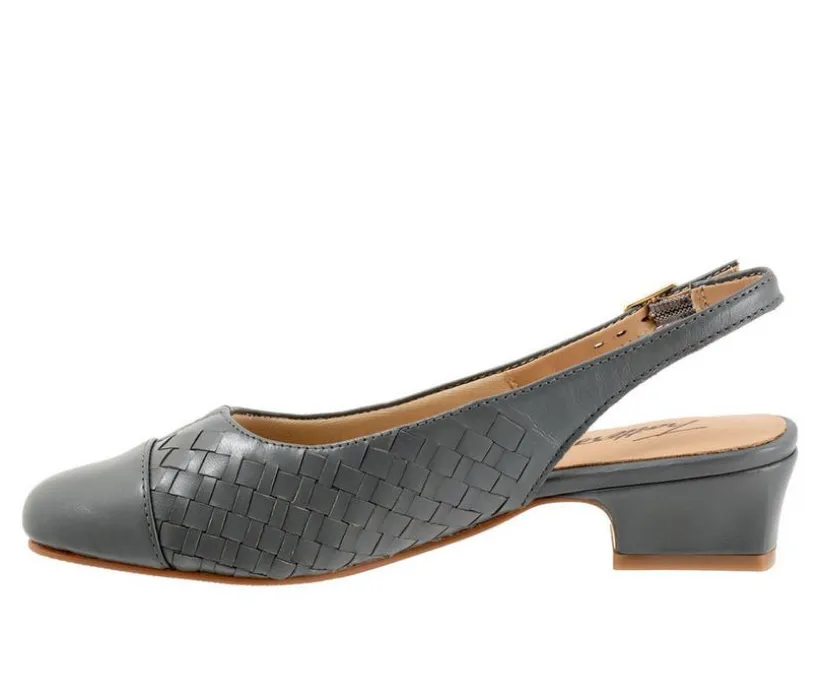 Women's Trotters Dea Woven Slingback Pumps