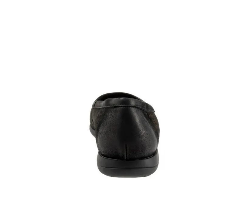 Women's Trotters Delmara Perf Flats