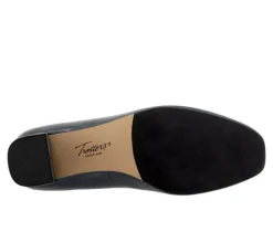 Women's Trotters Demi Pumps