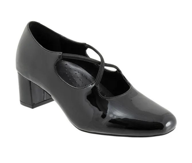 Women's Trotters Demi Pumps